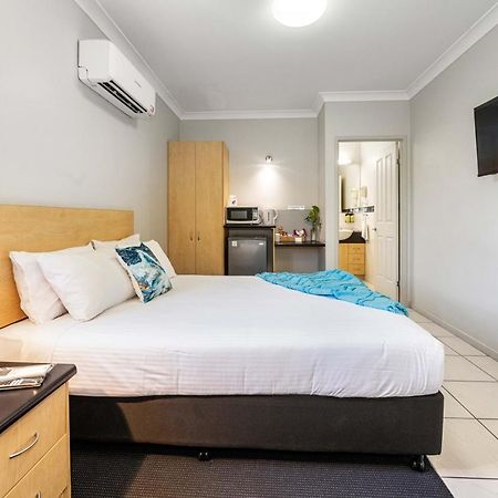 מקיי Alara Motor Inn מראה חיצוני תמונה