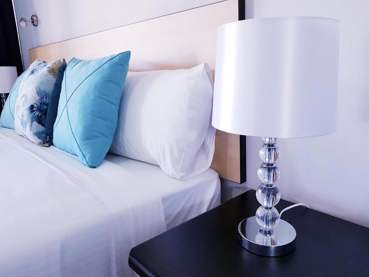 מקיי Alara Motor Inn מראה חיצוני תמונה