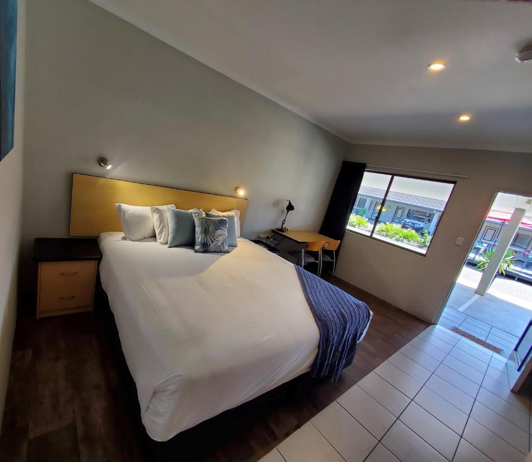 מקיי Alara Motor Inn מראה חיצוני תמונה