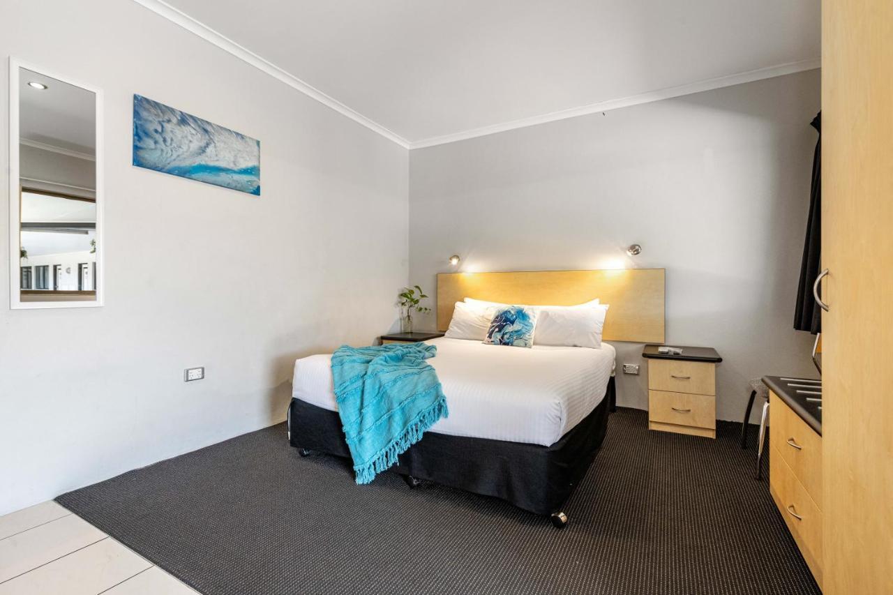 מקיי Alara Motor Inn מראה חיצוני תמונה