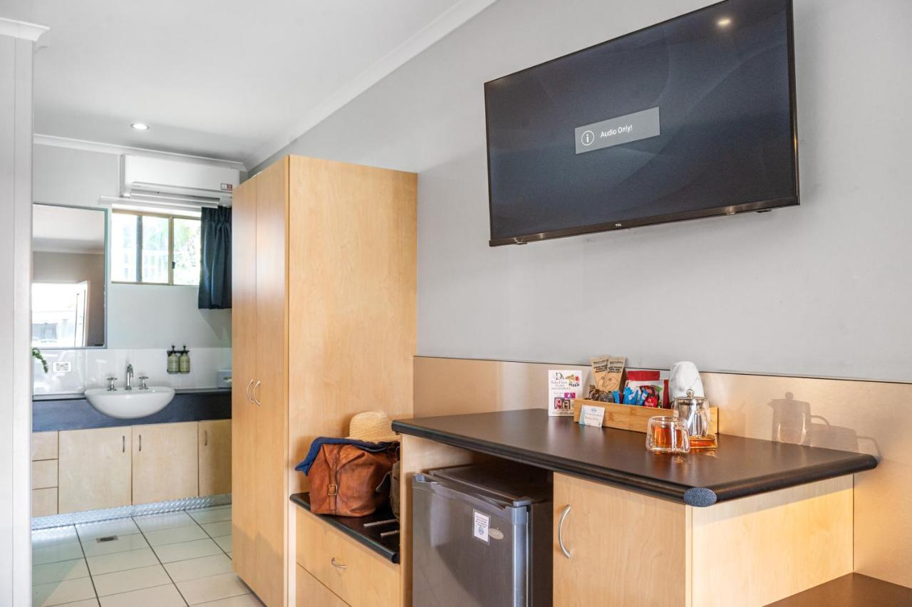 מקיי Alara Motor Inn מראה חיצוני תמונה