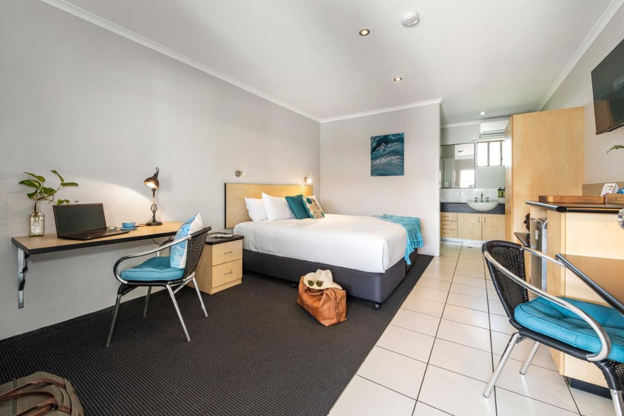 מקיי Alara Motor Inn מראה חיצוני תמונה