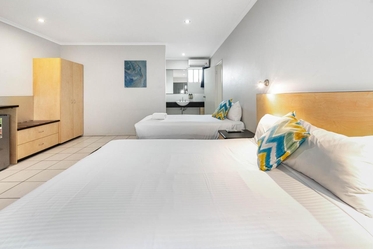 מקיי Alara Motor Inn מראה חיצוני תמונה