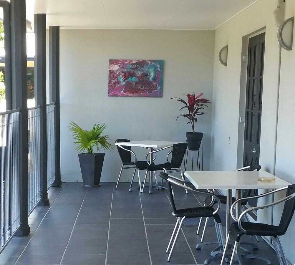 מקיי Alara Motor Inn מראה חיצוני תמונה